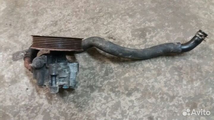 Насос гидроусилителя гур Lexus RX 2 Toyota Harrier