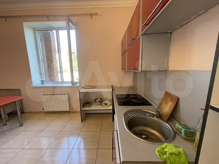 Комната 10 м², 1/3 эт.