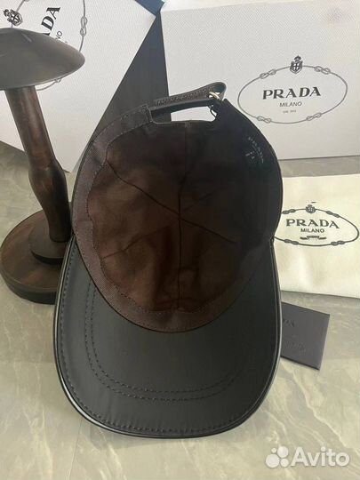 Кепка Prada