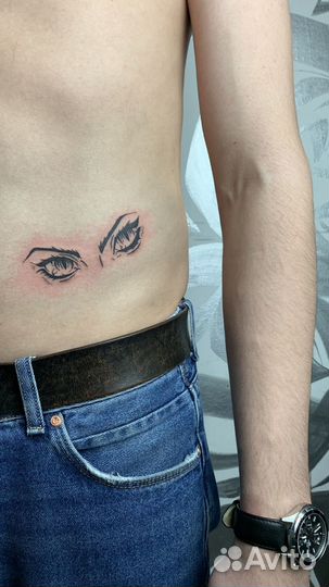 Мастер татуировки