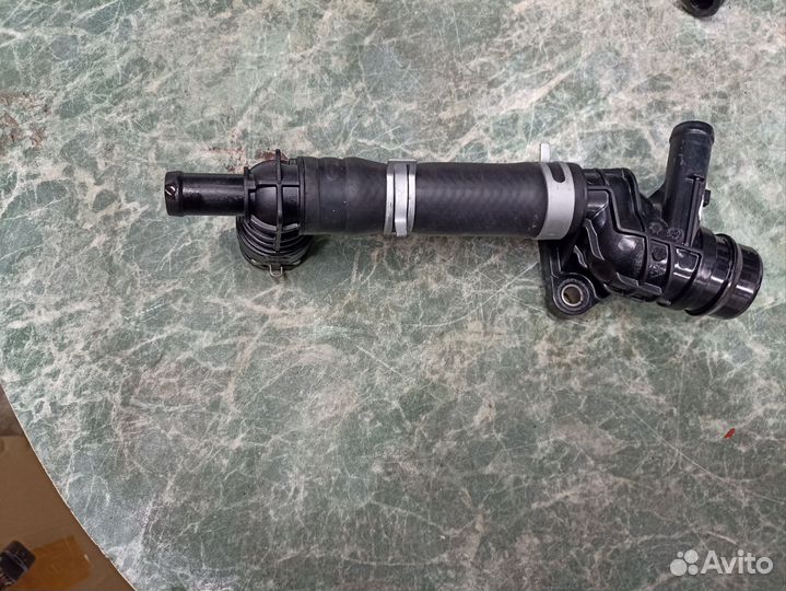 Крышка термостата Kia Sorento 4