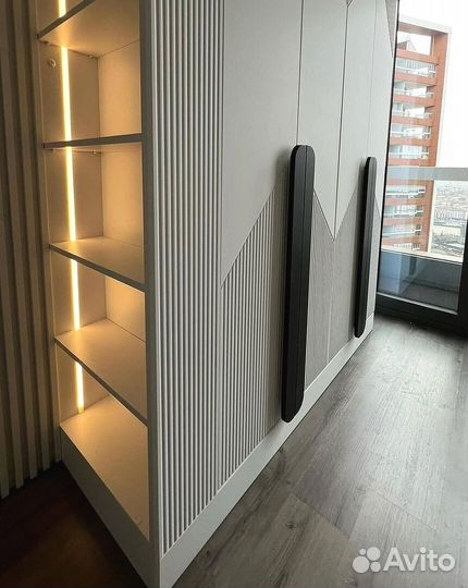 Шкаф с фрезерованными фасадами на заказ