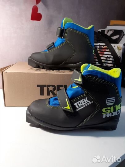 Лыжные ботинки