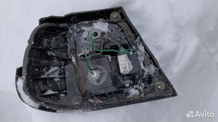 Фонарь задний nissan Almera n15