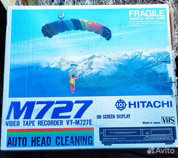 Видеомагнитофон Hitachi VT-M727E