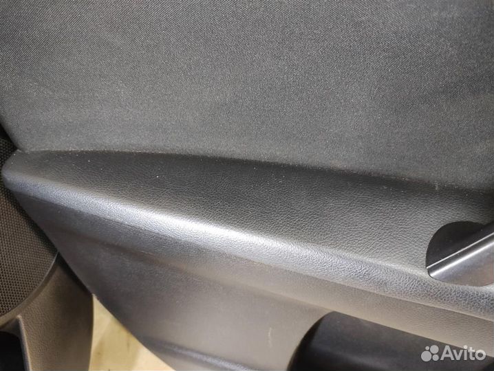 Обшивки дверей комплект Mazda 3 (BL) 2010