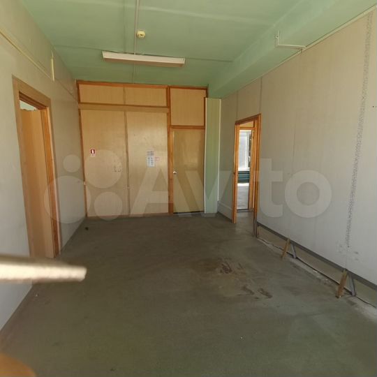 Свободного назначения, 300 м²