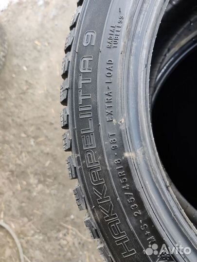 Nokian Tyres Hakkapeliitta 9 235/45 R18