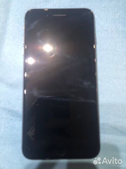 iPhone 8 Plus, 64 ГБ