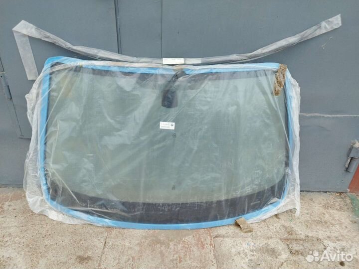 Лобовое стекло