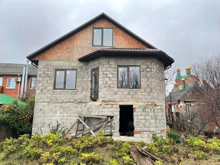 Дом 184,5 м² на участке 4,8 сот.