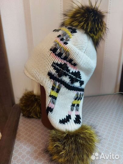 Зимняя шапка Tavitta