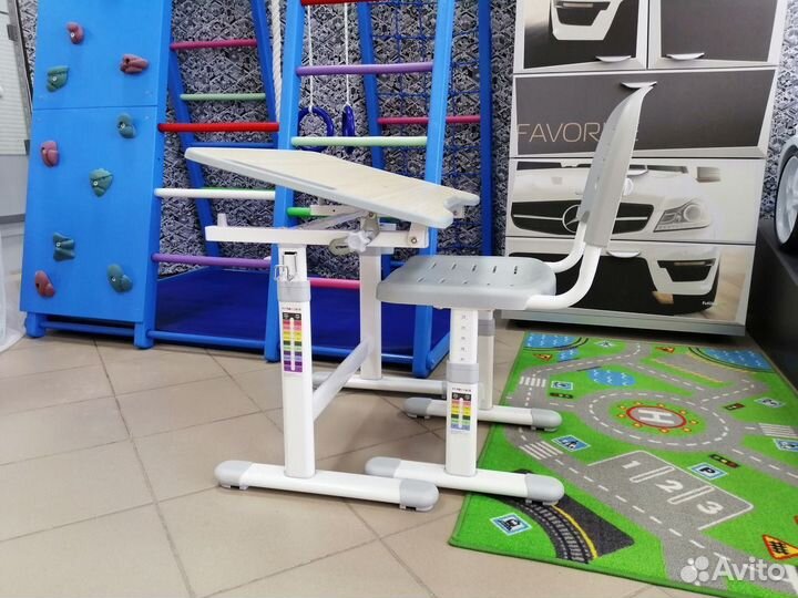 Растущая парта плюс стул