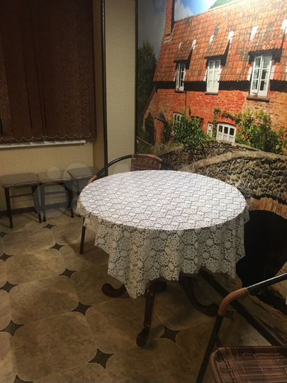 2-к. квартира, 50 м², 1/2 эт.