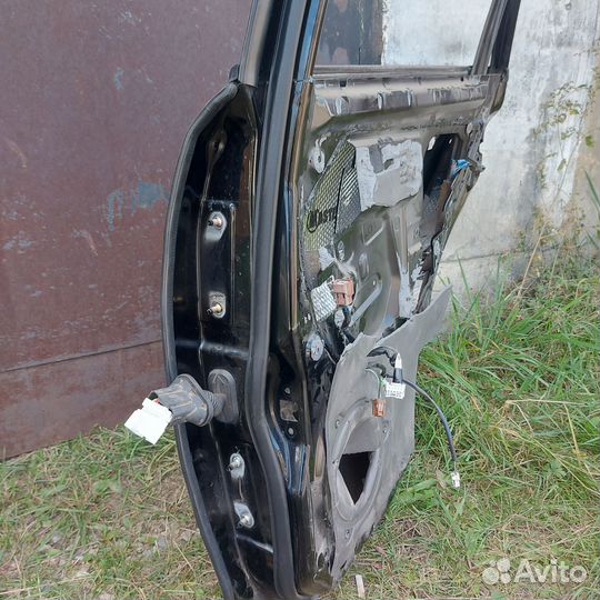 Дверь под ремонт