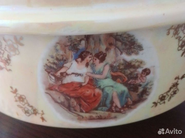 Суповница, Мадонна