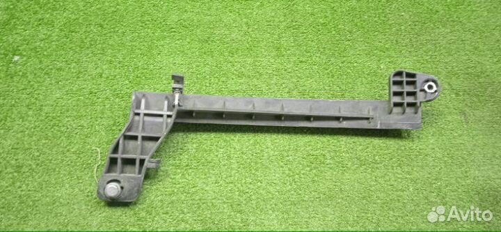 Направляющая стекла задняя левая Citroen C4