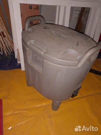 Термоконтейнер для напитков