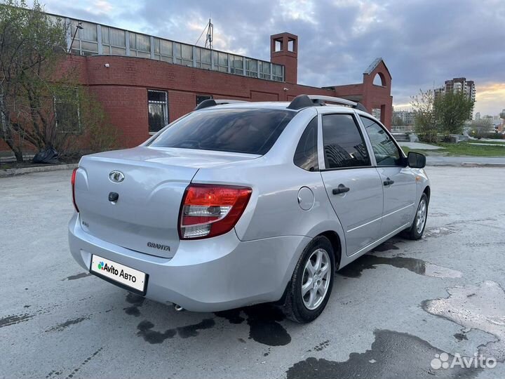 LADA Granta 1.6 МТ, 2012, 65 000 км