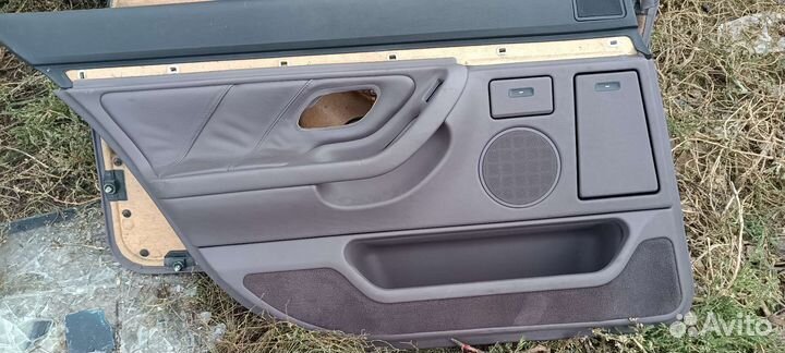 Обшивка двери комплект BMW 7 E38 Long