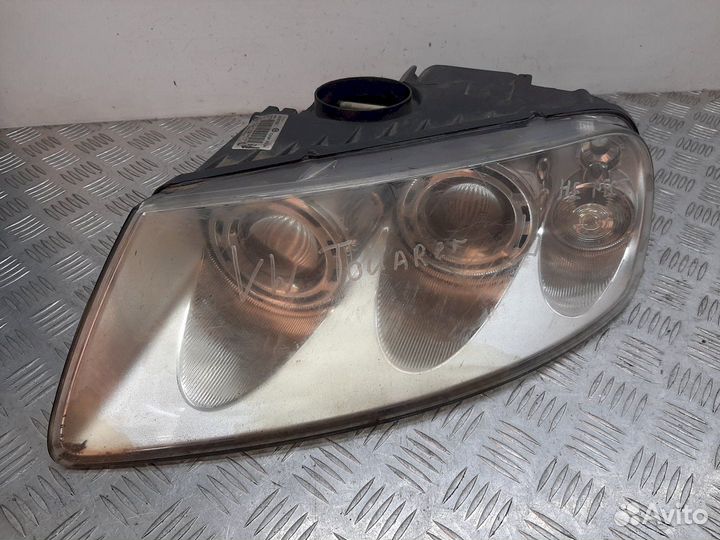 Фара 7L6941015BK Volkswagen Touareg (2002-2010)