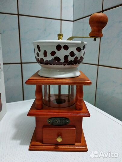 Кофемолка ручная новая