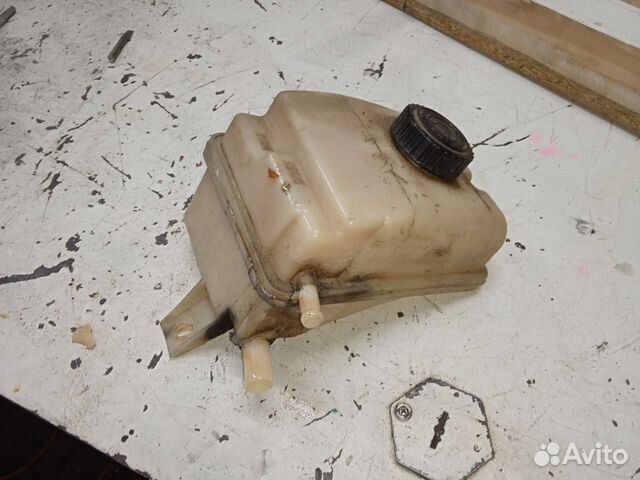 Бачок гур Peugeot 306 Пежо 306