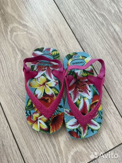 Купальник h&m и havaianas для девочки
