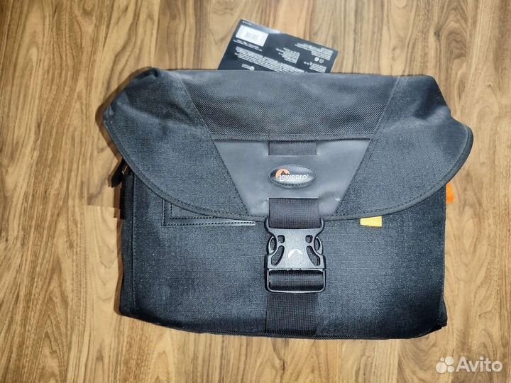 Фотосумка lowepro Stealth reporter D 550 AW