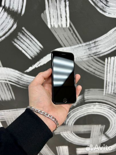 Phone 7 32Gb/ Black/ акб 75