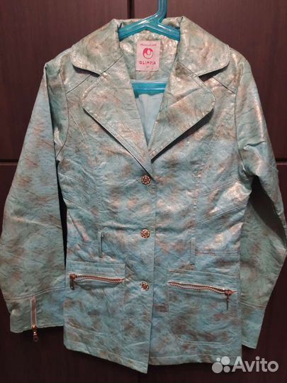 Пиджак (ветровка) для девочки рост 152