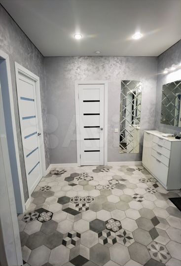 1-к. квартира, 54 м², 5/18 эт.