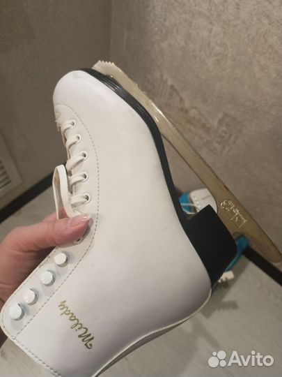 Коньки фигурные