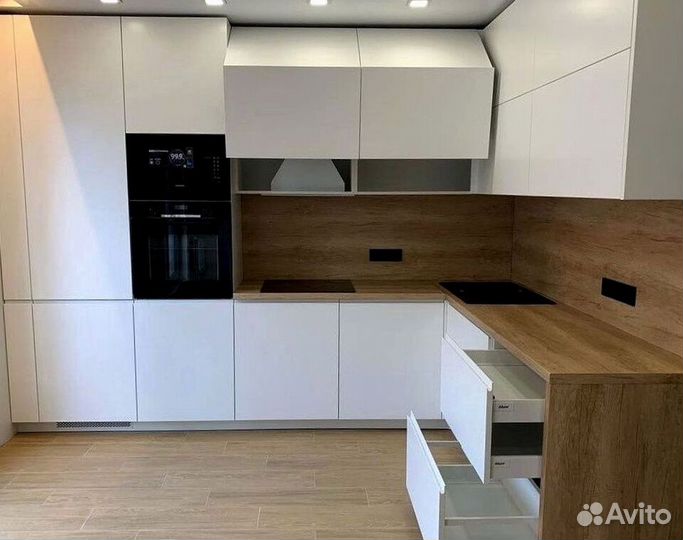 Кухонный гарнитур мдф \ эмаль