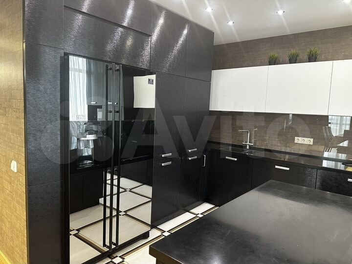 5-к. квартира, 161 м², 17/17 эт.