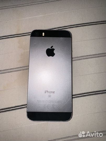 iPhone SE, 32 ГБ