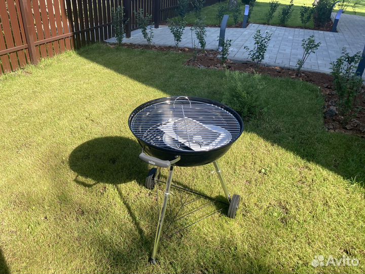 Угольный гриль Weber Compact Kettle 57 см черный