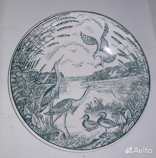 Настенная тарелка