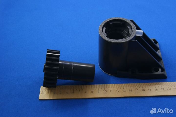 Держатель корпуса + шестерня мясорубки braun