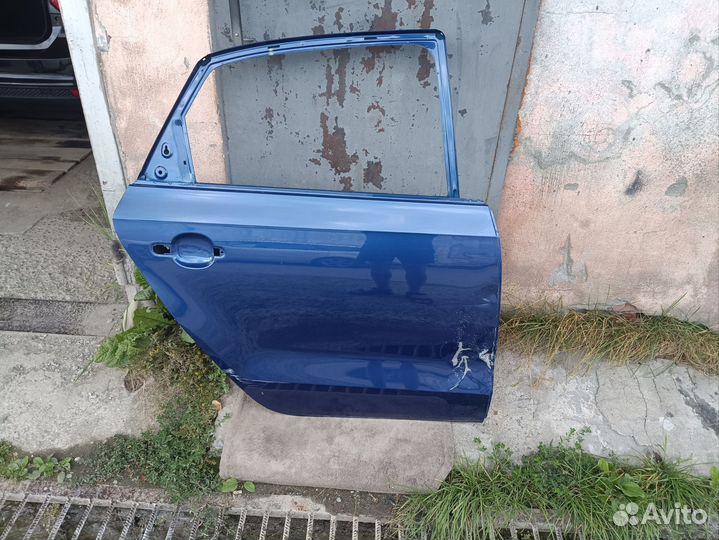 Дверь на volkswagen polo