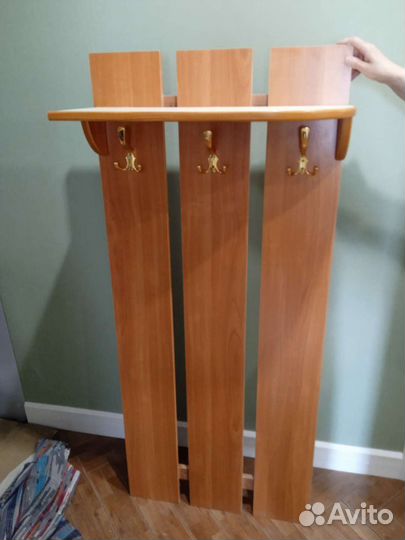 Вешалка в прихожую с обувницей