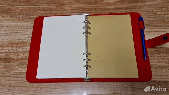 Ежедневник на кольцах со сменными блоками А5