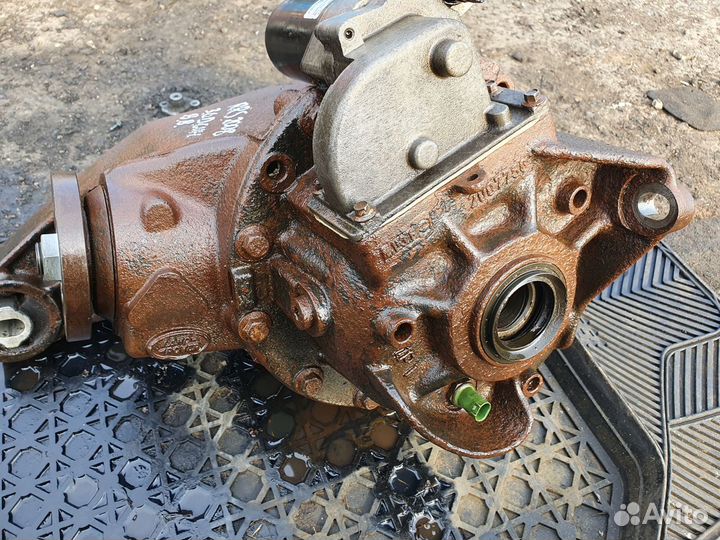 Задний редуктор range rover sport 1 3.6 v8 368dt