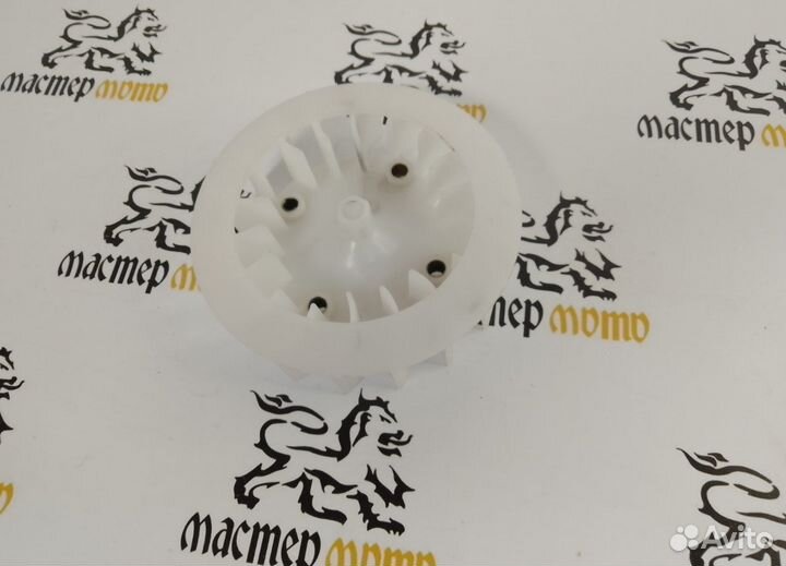 Крыльчатка охлаждения на скутер 150кубов 157QMJ