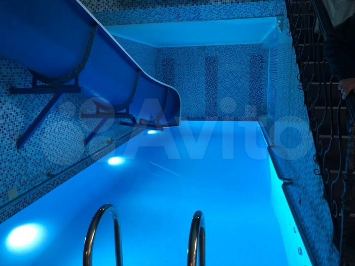 Коттедж 600 м² на участке 12 сот.