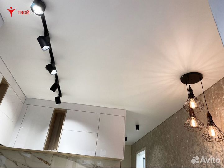 Натяжные потолки в квартире