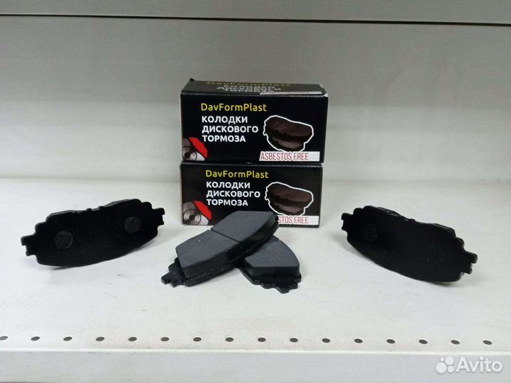 Тормозные колодки Toyota Camri 70