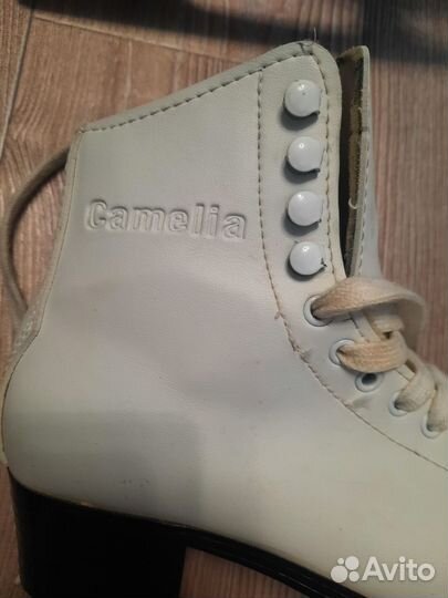 Коньки фигурные 36 размер