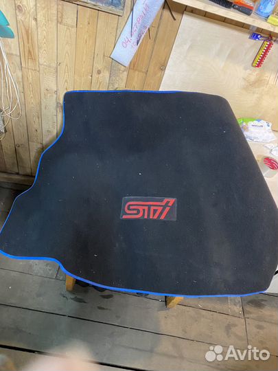 Ворсовый коврик в багажник Subaru Impreza