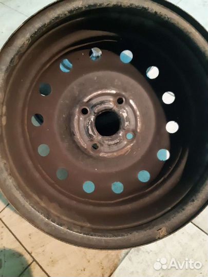 R14 American Classic American Classic 165/60, PCD 4x100 DIA 52